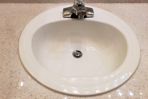 Condo in Oviedo, Florida, 3 bedrooms  № 1747352 - photo 23