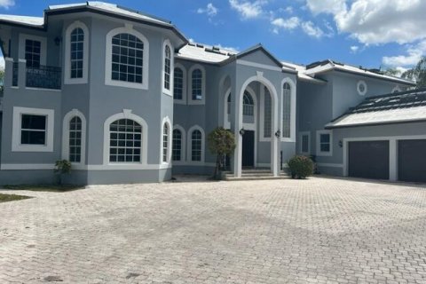 Villa ou maison à louer à Delray Beach, Floride: 6 chambres, 439.24 m2 № 2262408 - photo 2