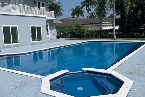 Villa ou maison à louer à Delray Beach, Floride: 6 chambres, 439.24 m2 № 2262408 - photo 29