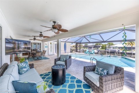 House in Punta Gorda, Florida 3 bedrooms, 172.33 sq.m. № 242181 - photo 5