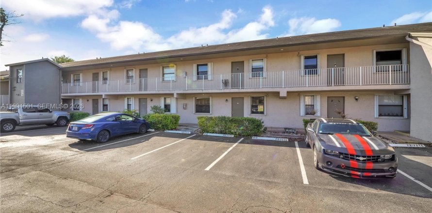 Condo à Miami, Floride, 2 chambres  № 2052243