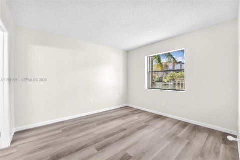 Copropriété à vendre à Miami, Floride: 2 chambres, 71.35 m2 № 2052243 - photo 15