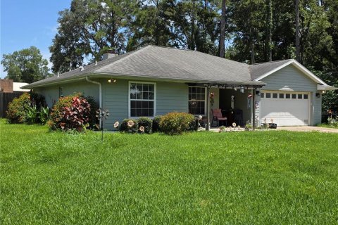 Villa ou maison à vendre à Belleview, Floride: 3 chambres, 147.81 m2 № 2285307 - photo 2