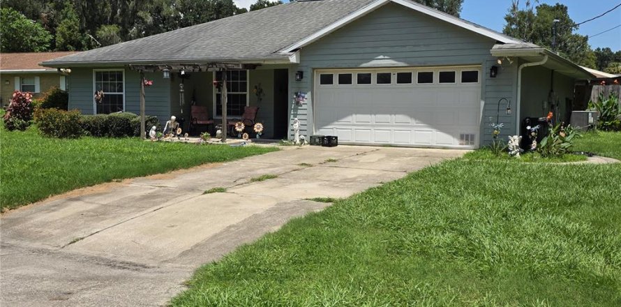 Villa ou maison à Belleview, Floride 3 chambres, 147.81 m2 № 2285307