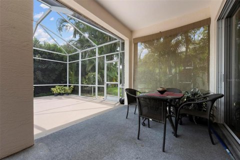 House in Sarasota, Florida 3 bedrooms, 162.11 sq.m. № 2220543 - photo 27