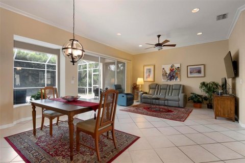 House in Sarasota, Florida 3 bedrooms, 162.11 sq.m. № 2220543 - photo 7