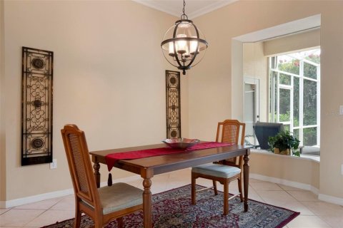 House in Sarasota, Florida 3 bedrooms, 162.11 sq.m. № 2220543 - photo 10