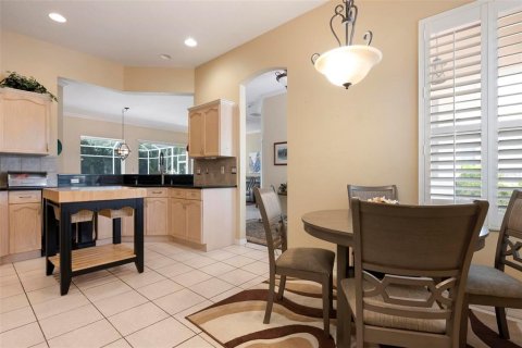 House in Sarasota, Florida 3 bedrooms, 162.11 sq.m. № 2220543 - photo 13
