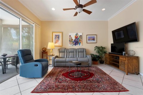 House in Sarasota, Florida 3 bedrooms, 162.11 sq.m. № 2220543 - photo 5