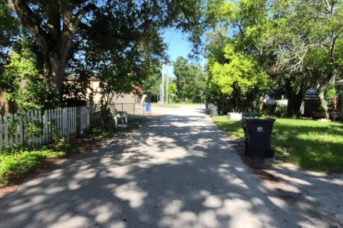 Villa ou maison à vendre à Tampa, Floride: 2 chambres, 79.43 m2 № 2206822 - photo 4