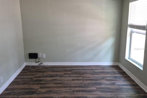Villa ou maison à vendre à Tampa, Floride: 2 chambres, 79.43 m2 № 2206822 - photo 11