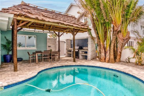 Купить виллу или дом в Сент-Пит-Бич, Флорида 3 комнаты, 261.24м2, № 1813140 - фото 30