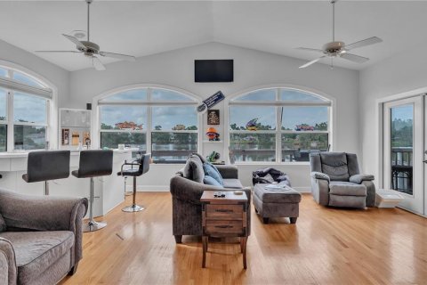 Casa en venta en Lakeland, Florida, 4 dormitorios, 263.47 m2 № 2221770 - foto 20