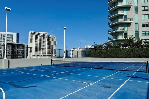 Copropriété à vendre à Miami, Floride: 2 chambres, 100.71 m2 № 2154843 - photo 28