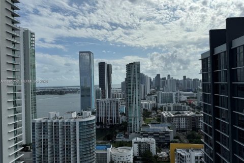 Copropriété à vendre à Miami, Floride: 2 chambres, 100.71 m2 № 2154843 - photo 7