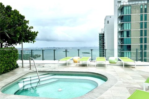 Copropriété à vendre à Miami, Floride: 2 chambres, 100.71 m2 № 2154843 - photo 14