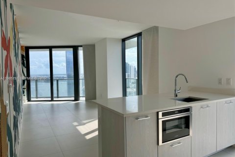 Copropriété à vendre à Miami, Floride: 2 chambres, 100.71 m2 № 2154843 - photo 4