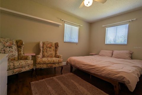 House in Fern Park, Florida 4 bedrooms, 150.04 sq.m. № 1908149 - photo 24
