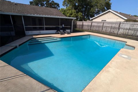 House in Fern Park, Florida 4 bedrooms, 150.04 sq.m. № 1908149 - photo 28
