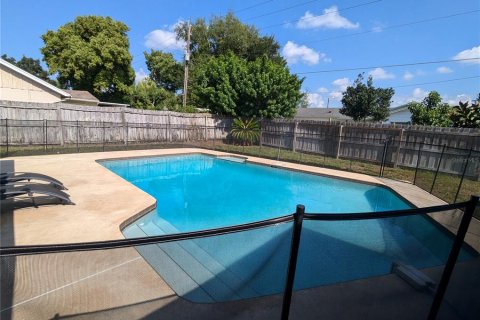 House in Fern Park, Florida 4 bedrooms, 150.04 sq.m. № 1908149 - photo 27