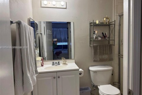 Снять в аренду кондоминиум в Катлер-Бей, Флорида 2 спальни, 75.16м2, № 2005803 - фото 12