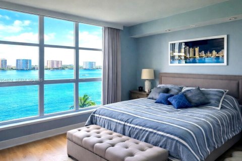 Condo in Aventura, Florida, 2 bedrooms  № 2243937 - photo 6