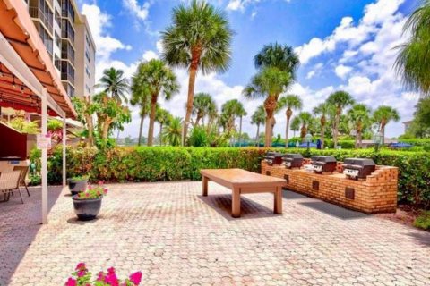 Condo in Sarasota, Florida, 2 bedrooms  № 1725412 - photo 3