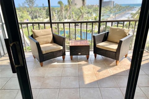 Condo in Sarasota, Florida, 2 bedrooms  № 1725412 - photo 12