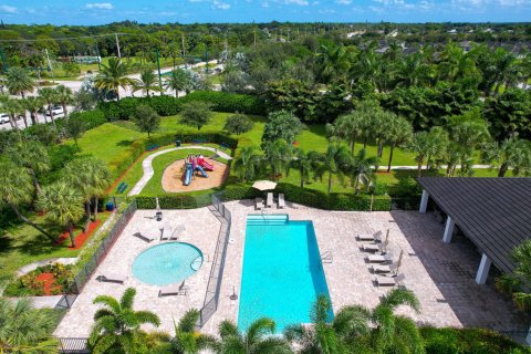 Villa ou maison à louer à Lake Worth, Floride: 3 chambres, 169.27 m2 № 2439204 - photo 30