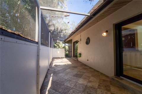 Condo in Sarasota, Florida, 2 bedrooms  № 1566286 - photo 29