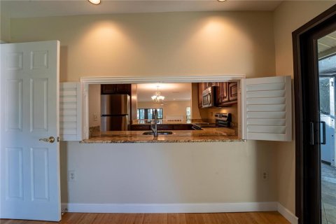 Condo in Sarasota, Florida, 2 bedrooms  № 1566286 - photo 15