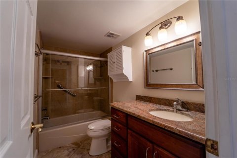 Condo in Sarasota, Florida, 2 bedrooms  № 1566286 - photo 28