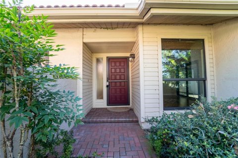 Condo in Sarasota, Florida, 2 bedrooms  № 1566286 - photo 1