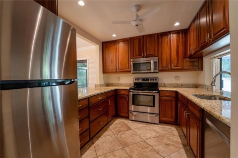 Condo in Sarasota, Florida, 2 bedrooms  № 1566286 - photo 19