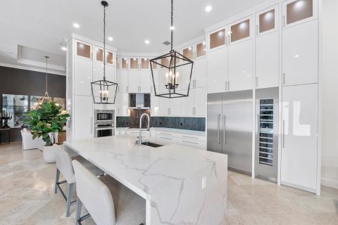 House in Parkland, Florida 4 bedrooms, 416.11 sq.m. № 2265573 - photo 14