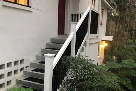 Casa en venta en Gainesville, Florida, 5 dormitorios, 184.04 m2 № 2213813 - foto 2