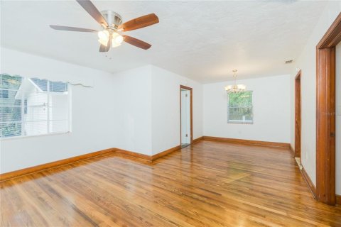 Casa en venta en Gainesville, Florida, 5 dormitorios, 184.04 m2 № 2213813 - foto 5