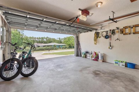 House in Citrus Springs, Florida 3 bedrooms, 134.43 sq.m. № 2208697 - photo 29