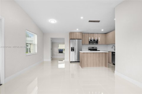 Villa ou maison à vendre à Fort Lauderdale, Floride: 4 chambres, 115.94 m2 № 2426358 - photo 18