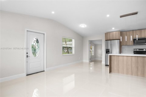 Villa ou maison à vendre à Fort Lauderdale, Floride: 4 chambres, 115.94 m2 № 2426358 - photo 20