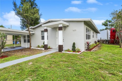 Villa ou maison à vendre à Fort Lauderdale, Floride: 4 chambres, 115.94 m2 № 2426358 - photo 10