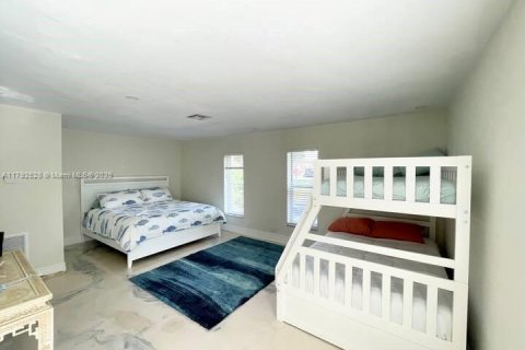 Villa ou maison à vendre à Hollywood, Floride: 5 chambres, 262.91 m2 № 1957702 - photo 7