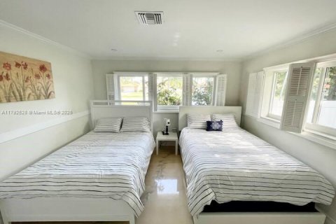 Villa ou maison à vendre à Hollywood, Floride: 5 chambres, 262.91 m2 № 1957702 - photo 27