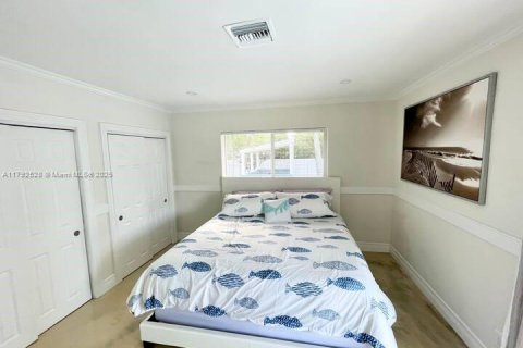 Villa ou maison à vendre à Hollywood, Floride: 5 chambres, 262.91 m2 № 1957702 - photo 30