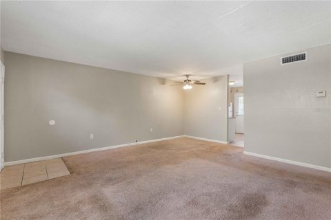 Copropriété à vendre à Tampa, Floride: 2 chambres, 83.52 m2 № 2225337 - photo 3