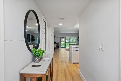 Condo in Weston, Florida, 2 bedrooms  № 1893537 - photo 6