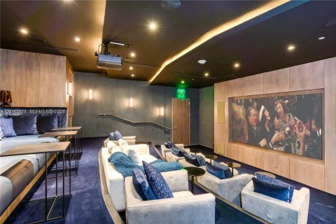 Copropriété à louer à Miami, Floride: 2 chambres, 106.93 m2 № 2376457 - photo 18