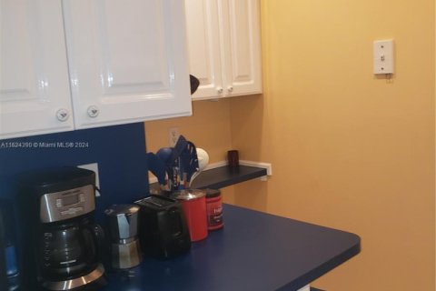 Condo in Fort Lauderdale, Florida, 1 bedroom  № 1981808 - photo 9
