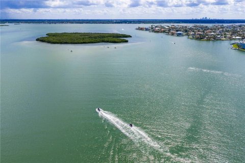 Touwnhouse à vendre à Treasure Island, Floride: 2 chambres, 117.06 m2 № 1870091 - photo 23