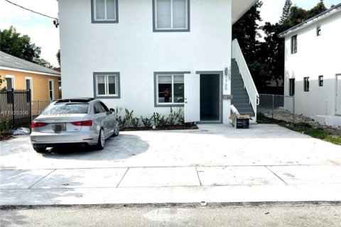 Appartement à louer à Miami, Floride: 6 chambres, 199.18 m2 № 1988338 - photo 10